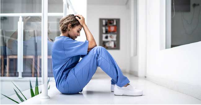 how-does-outsourcing-clinical-data-services-reduce-clinician-burnout